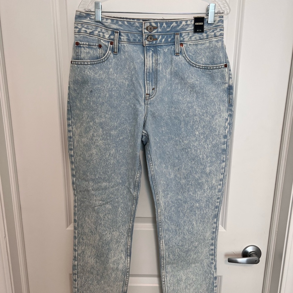 Abercrombie mom jeans